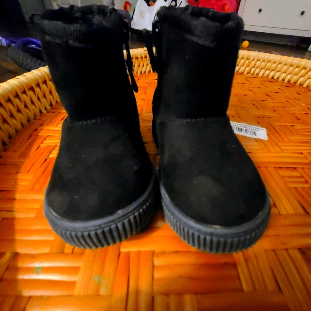 Cat and Jack boots